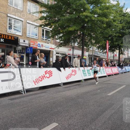 15.09.2024 - PSD Bank Halbmarathon Miley Keyser http://msf.ph/oto/7069709 15.09.2024 11:22:06 Ziel 415, 419, 422, 631, 653, 654, 876, 877 meine-sportfotos.de