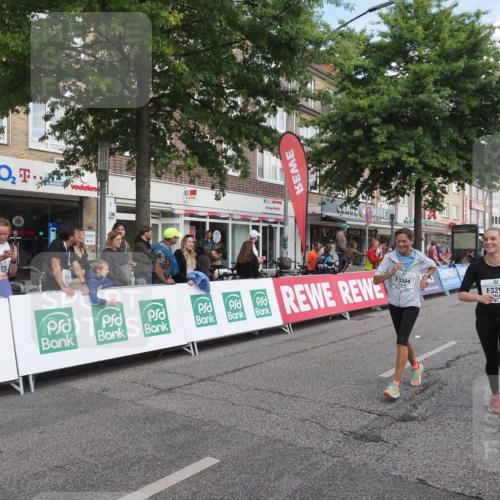 15.09.2024 - PSD Bank Halbmarathon Miley Keyser http://msf.ph/oto/7069713 15.09.2024 12:22:28 Ziel 836, 2862, 3018, 3299, 3304 meine-sportfotos.de