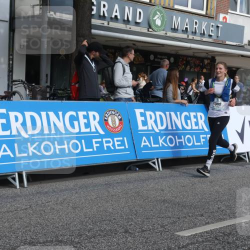 15.09.2024 - PSD Bank Halbmarathon Michael Strokosch http://msf.ph/oto/7069715 15.09.2024 12:07:57 Ziel 1159, 1633, 1646, 1832, 2040, 2521, 2781, 2996, 3145, 3257 meine-sportfotos.de