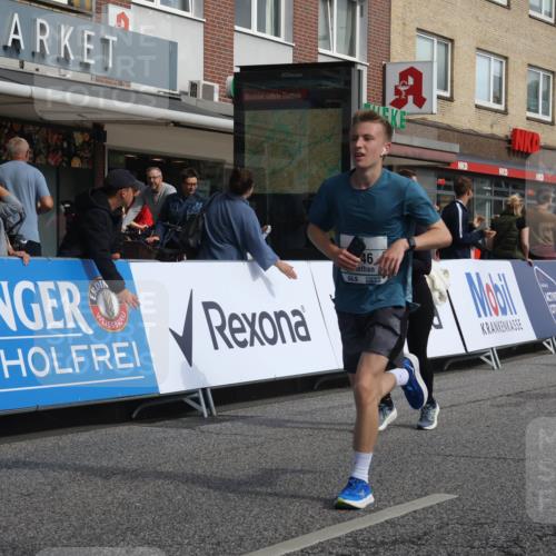 15.09.2024 - PSD Bank Halbmarathon Michael Strokosch http://msf.ph/oto/7069739 15.09.2024 12:07:58 Ziel 1159, 1633, 1646, 1832, 2040, 2521, 2781, 2996, 3145, 3257 meine-sportfotos.de