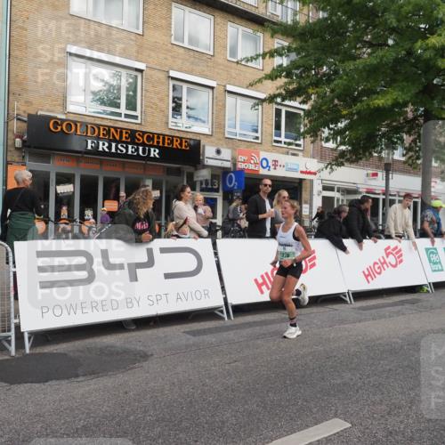 15.09.2024 - PSD Bank Halbmarathon Miley Keyser http://msf.ph/oto/7069741 15.09.2024 11:22:06 Ziel 415, 419, 422, 631, 653, 654, 876, 877 meine-sportfotos.de