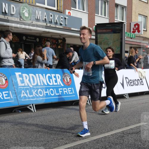 15.09.2024 - PSD Bank Halbmarathon Michael Strokosch http://msf.ph/oto/7069751 15.09.2024 12:07:58 Ziel 1159, 1633, 1646, 1832, 2040, 2521, 2781, 2996, 3145, 3257 meine-sportfotos.de
