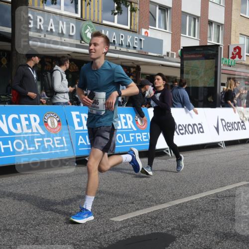 15.09.2024 - PSD Bank Halbmarathon Michael Strokosch http://msf.ph/oto/7069754 15.09.2024 12:07:59 Ziel 1159, 1633, 1646, 2040, 2521, 2781, 2996, 3145, 3257 meine-sportfotos.de