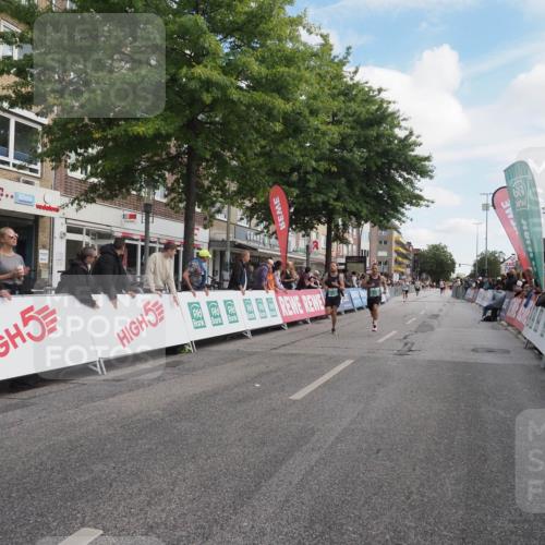 15.09.2024 - PSD Bank Halbmarathon Miley Keyser http://msf.ph/oto/7069757 15.09.2024 11:22:10 Ziel 415, 422, 423, 631, 654, 876, 877 meine-sportfotos.de