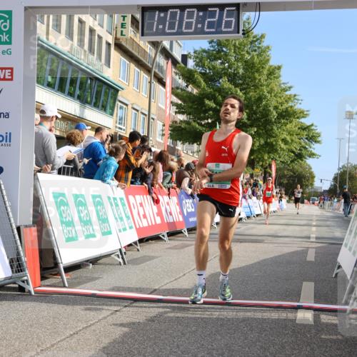 15.09.2024 - PSD Bank Halbmarathon Strokosch-Dieckow http://msf.ph/oto/7069763 15.09.2024 11:09:17 Ziel 495, 496, 499, 510, 529 meine-sportfotos.de