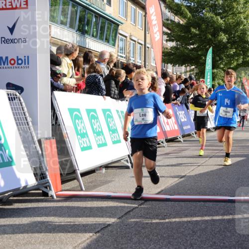 15.09.2024 - PSD Bank Halbmarathon Strokosch-Dieckow http://msf.ph/oto/7069774 15.09.2024 10:28:15 Ziel 14, 43, 77, 94, 108, 128, 132, 138, 161, 208, 217, 230, 247, 261, 262, 293, 296 meine-sportfotos.de