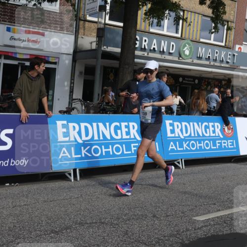 15.09.2024 - PSD Bank Halbmarathon Michael Strokosch http://msf.ph/oto/7069804 15.09.2024 12:08:02 Ziel 1159, 1633, 1646, 1917, 2521, 2781, 2996, 3110, 3145, 3257 meine-sportfotos.de