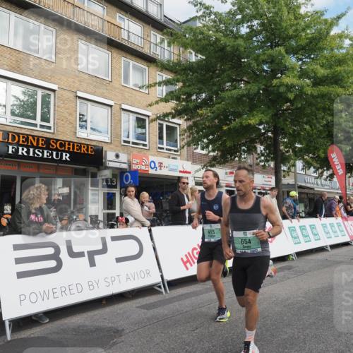 15.09.2024 - PSD Bank Halbmarathon Miley Keyser http://msf.ph/oto/7069814 15.09.2024 11:22:12 Ziel 415, 423, 593, 631, 654, 666, 876, 877 meine-sportfotos.de