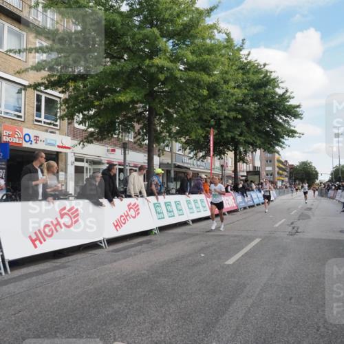 15.09.2024 - PSD Bank Halbmarathon Miley Keyser http://msf.ph/oto/7069818 15.09.2024 11:22:16 Ziel 415, 423, 593, 631, 641, 654, 666, 685, 824, 877 meine-sportfotos.de