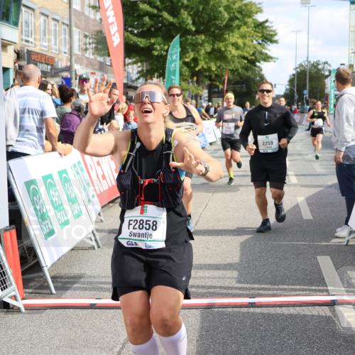 15.09.2024 - PSD Bank Halbmarathon Strokosch-Dieckow http://msf.ph/oto/7069858 15.09.2024 12:31:26 Ziel 1948, 2259, 2858, 3089, 3211, 3279, 3414, 3416, 3486, 3542 meine-sportfotos.de