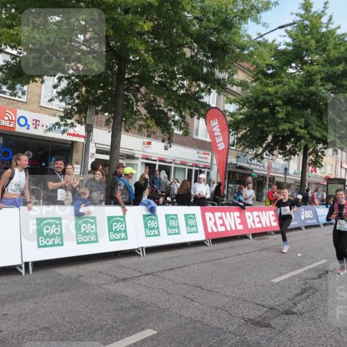 15.09.2024 - PSD Bank Halbmarathon Miley Keyser http://msf.ph/oto/7069860 15.09.2024 12:22:39 Ziel 836, 2238, 2862, 3018, 3036, 3127, 3199, 3282, 3299, 3304, 3443 meine-sportfotos.de