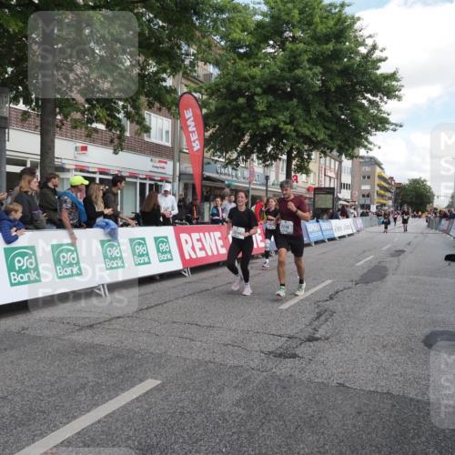 15.09.2024 - PSD Bank Halbmarathon Miley Keyser http://msf.ph/oto/7069881 15.09.2024 12:22:46 Ziel 2238, 2862, 3018, 3036, 3127, 3199, 3282, 3443 meine-sportfotos.de