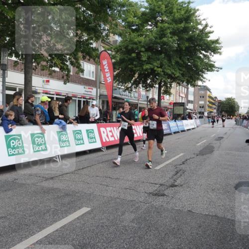 15.09.2024 - PSD Bank Halbmarathon Miley Keyser http://msf.ph/oto/7069888 15.09.2024 12:22:46 Ziel 2238, 2862, 3018, 3036, 3127, 3199, 3282, 3443 meine-sportfotos.de