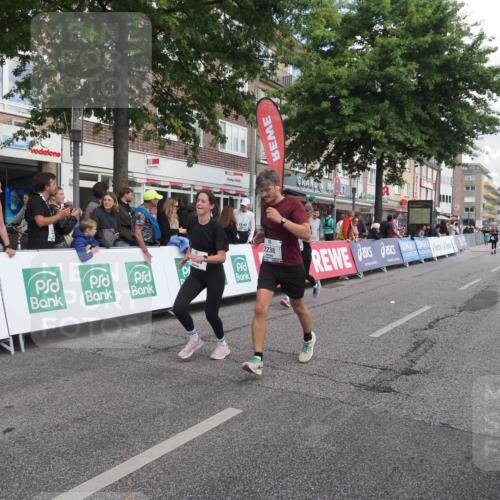 15.09.2024 - PSD Bank Halbmarathon Miley Keyser http://msf.ph/oto/7069899 15.09.2024 12:22:47 Ziel 2238, 3018, 3036, 3127, 3199, 3282, 3361, 3443 meine-sportfotos.de