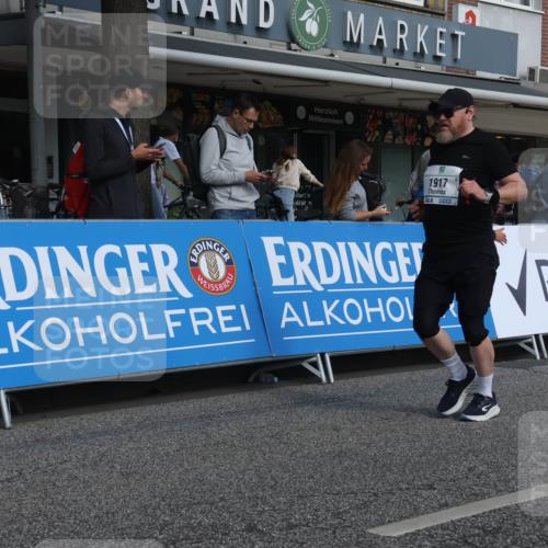 15.09.2024 - PSD Bank Halbmarathon Michael Strokosch http://msf.ph/oto/7069902 15.09.2024 12:08:10 Ziel 1159, 1633, 1917, 2642, 2668, 2781, 3110, 3145, 3496 meine-sportfotos.de