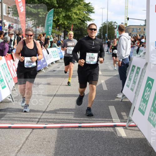 15.09.2024 - PSD Bank Halbmarathon Strokosch-Dieckow http://msf.ph/oto/7069911 15.09.2024 12:31:27 Ziel 1948, 2259, 2858, 3089, 3211, 3279, 3414, 3416, 3486, 3542 meine-sportfotos.de