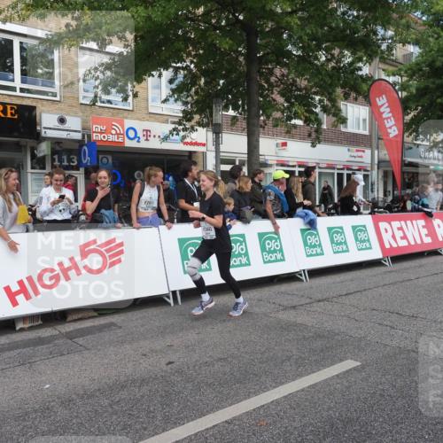 15.09.2024 - PSD Bank Halbmarathon Miley Keyser http://msf.ph/oto/7069918 15.09.2024 12:22:48 Ziel 2238, 3018, 3036, 3127, 3199, 3282, 3361, 3443 meine-sportfotos.de