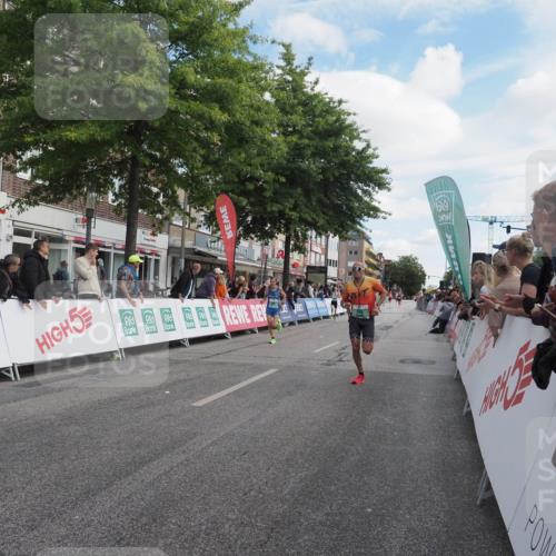 15.09.2024 - PSD Bank Halbmarathon Miley Keyser http://msf.ph/oto/7069925 15.09.2024 11:22:25 Ziel 423, 432, 593, 631, 641, 666, 681, 685, 823, 824, 877, 1473 meine-sportfotos.de