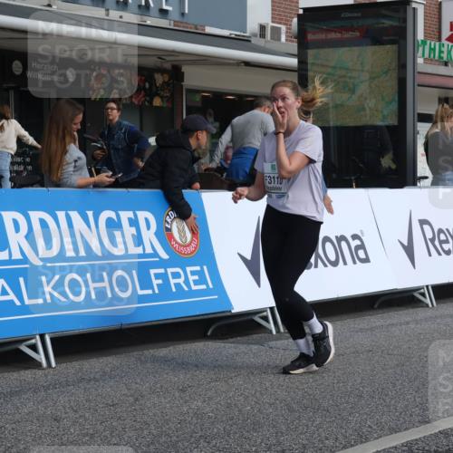 15.09.2024 - PSD Bank Halbmarathon Michael Strokosch http://msf.ph/oto/7069936 15.09.2024 12:08:12 Ziel 1159, 1869, 1917, 2397, 2642, 2668, 2781, 3110, 3145, 3360, 3496 meine-sportfotos.de