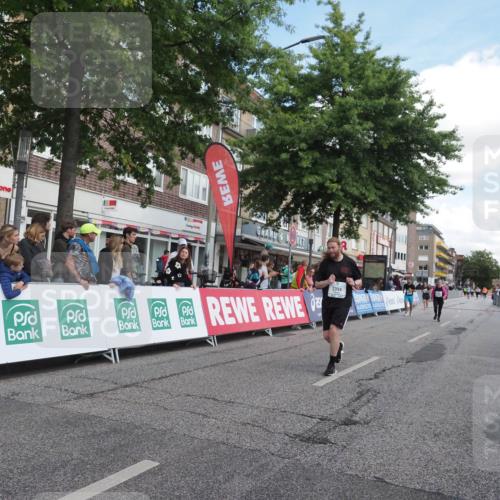 15.09.2024 - PSD Bank Halbmarathon Miley Keyser http://msf.ph/oto/7069956 15.09.2024 12:22:56 Ziel 2238, 2394, 3199, 3219, 3361, 3443 meine-sportfotos.de