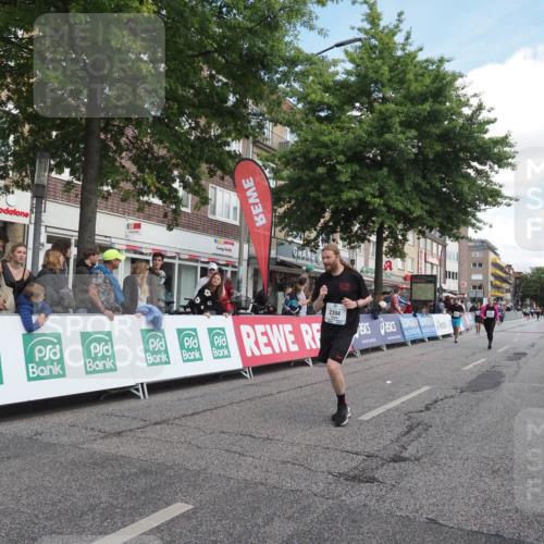 15.09.2024 - PSD Bank Halbmarathon Miley Keyser http://msf.ph/oto/7069965 15.09.2024 12:22:57 Ziel 2238, 2394, 3199, 3219, 3361, 3443 meine-sportfotos.de