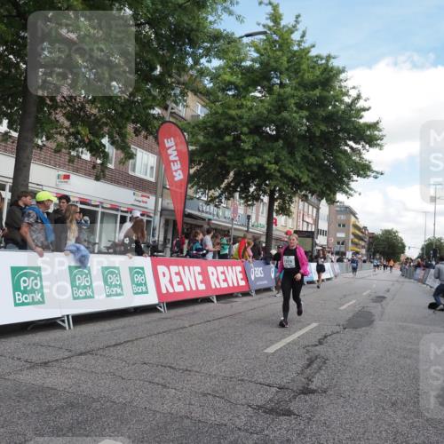 15.09.2024 - PSD Bank Halbmarathon Miley Keyser http://msf.ph/oto/7069968 15.09.2024 12:23:00 Ziel 2394, 3219, 3361 meine-sportfotos.de