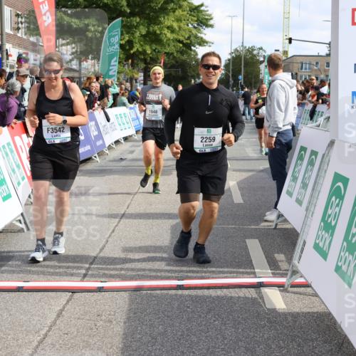 15.09.2024 - PSD Bank Halbmarathon Strokosch-Dieckow http://msf.ph/oto/7069973 15.09.2024 12:31:27 Ziel 1948, 2259, 2858, 3089, 3211, 3279, 3414, 3416, 3486, 3542 meine-sportfotos.de