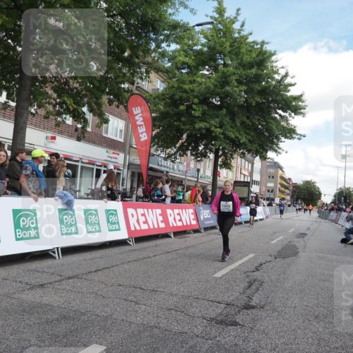 15.09.2024 - PSD Bank Halbmarathon Miley Keyser http://msf.ph/oto/7069978 15.09.2024 12:23:01 Ziel 2394, 2999, 3219, 3361 meine-sportfotos.de