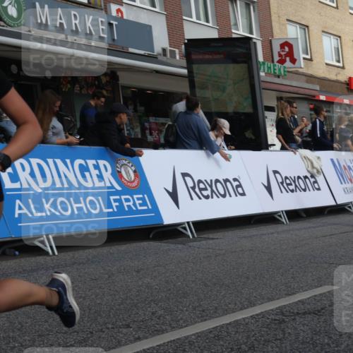 15.09.2024 - PSD Bank Halbmarathon Michael Strokosch http://msf.ph/oto/7069979 15.09.2024 12:08:18 Ziel 1869, 1917, 2003, 2281, 2397, 2401, 2642, 2668, 3049, 3110, 3360, 3496 meine-sportfotos.de