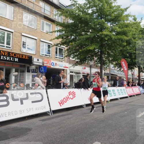 15.09.2024 - PSD Bank Halbmarathon Miley Keyser http://msf.ph/oto/7070025 15.09.2024 11:22:29 Ziel 423, 429, 432, 593, 641, 666, 681, 685, 823, 824, 1473 meine-sportfotos.de