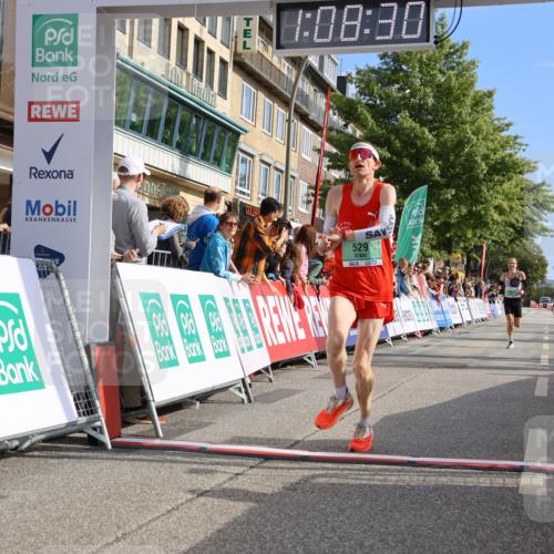 15.09.2024 - PSD Bank Halbmarathon Strokosch-Dieckow http://msf.ph/oto/7070055 15.09.2024 11:09:21 Ziel 495, 499, 510, 529 meine-sportfotos.de