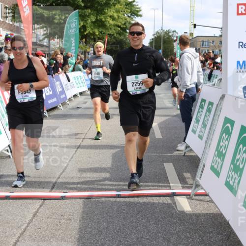15.09.2024 - PSD Bank Halbmarathon Strokosch-Dieckow http://msf.ph/oto/7070069 15.09.2024 12:31:27 Ziel 1948, 2259, 2858, 3089, 3211, 3279, 3414, 3416, 3486, 3542 meine-sportfotos.de