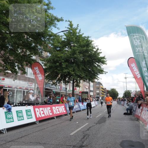 15.09.2024 - PSD Bank Halbmarathon Miley Keyser http://msf.ph/oto/7070107 15.09.2024 12:23:18 Ziel 803, 2078, 2307, 2400, 2550, 2933, 2999, 3243, 3320, 3370 meine-sportfotos.de