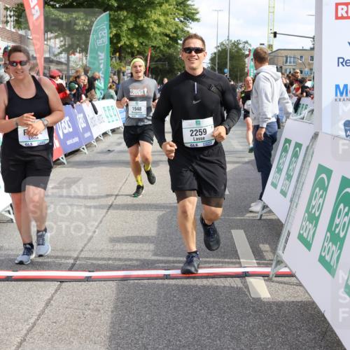 15.09.2024 - PSD Bank Halbmarathon Strokosch-Dieckow http://msf.ph/oto/7070117 15.09.2024 12:31:27 Ziel 1948, 2259, 2858, 3089, 3211, 3279, 3414, 3416, 3486, 3542 meine-sportfotos.de