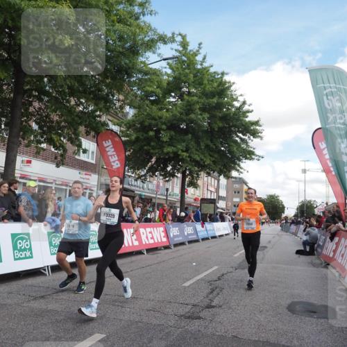 15.09.2024 - PSD Bank Halbmarathon Miley Keyser http://msf.ph/oto/7070161 15.09.2024 12:23:20 Ziel 803, 2078, 2307, 2400, 2550, 2933, 2999, 3243, 3320, 3370 meine-sportfotos.de