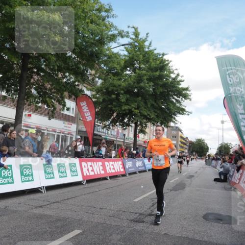 15.09.2024 - PSD Bank Halbmarathon Miley Keyser http://msf.ph/oto/7070186 15.09.2024 12:23:21 Ziel 803, 2078, 2307, 2400, 2550, 2933, 2999, 3243, 3320, 3370 meine-sportfotos.de