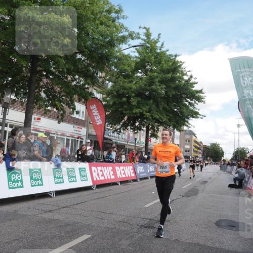 15.09.2024 - PSD Bank Halbmarathon Miley Keyser http://msf.ph/oto/7070190 15.09.2024 12:23:21 Ziel 803, 2078, 2307, 2400, 2550, 2933, 2999, 3243, 3320, 3370 meine-sportfotos.de