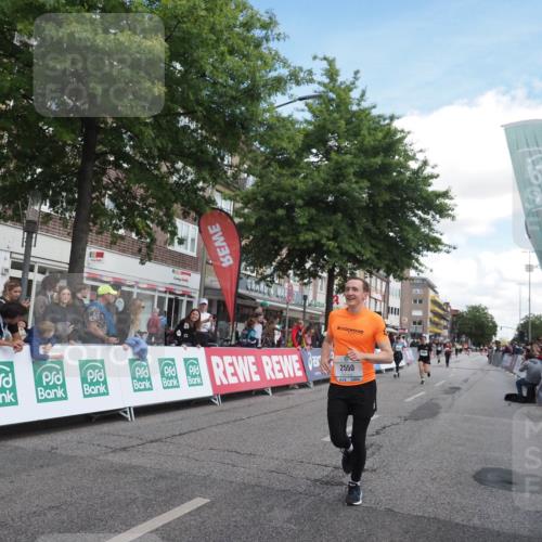 15.09.2024 - PSD Bank Halbmarathon Miley Keyser http://msf.ph/oto/7070195 15.09.2024 12:23:21 Ziel 803, 2078, 2307, 2400, 2550, 2933, 2999, 3243, 3320, 3370 meine-sportfotos.de