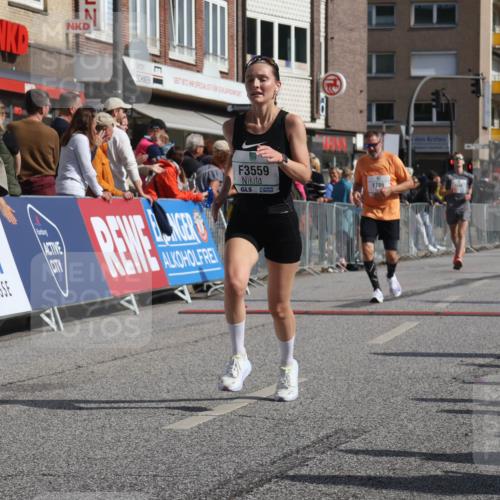 15.09.2024 - PSD Bank Halbmarathon Michael Strokosch http://msf.ph/oto/7070251 15.09.2024 12:08:39 Ziel 791, 1699, 1786, 2011, 2088, 2891, 2908, 3554, 3559 meine-sportfotos.de