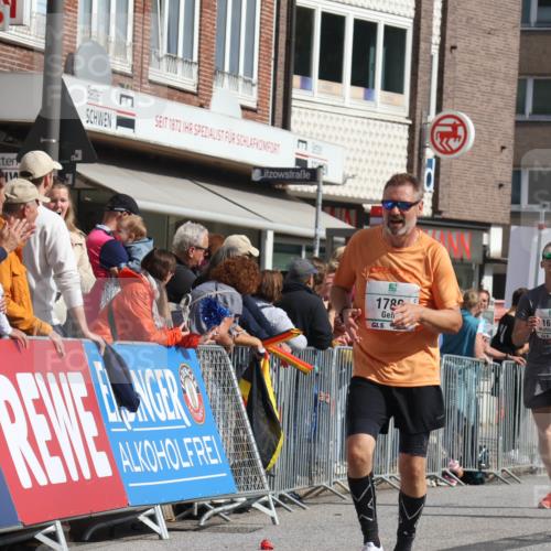 15.09.2024 - PSD Bank Halbmarathon Michael Strokosch http://msf.ph/oto/7070269 15.09.2024 12:08:41 Ziel 1699, 1786, 2088, 2891, 2908, 3554, 3559 meine-sportfotos.de