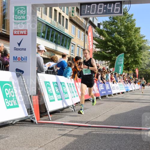 15.09.2024 - PSD Bank Halbmarathon Strokosch-Dieckow http://msf.ph/oto/7070276 15.09.2024 11:09:37 Ziel 402, 505 meine-sportfotos.de