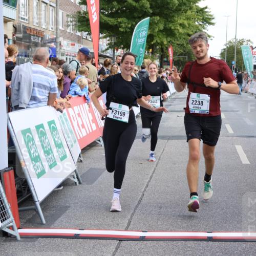 15.09.2024 - PSD Bank Halbmarathon Strokosch-Dieckow http://msf.ph/oto/7070301 15.09.2024 12:22:59 Ziel 2238, 2862, 3018, 3036, 3127, 3199, 3282, 3443 meine-sportfotos.de