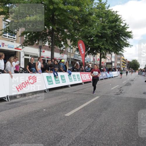 15.09.2024 - PSD Bank Halbmarathon Miley Keyser http://msf.ph/oto/7070306 15.09.2024 12:23:32 Ziel 987, 2078, 2307, 2550, 2981, 3243, 3277, 3370 meine-sportfotos.de