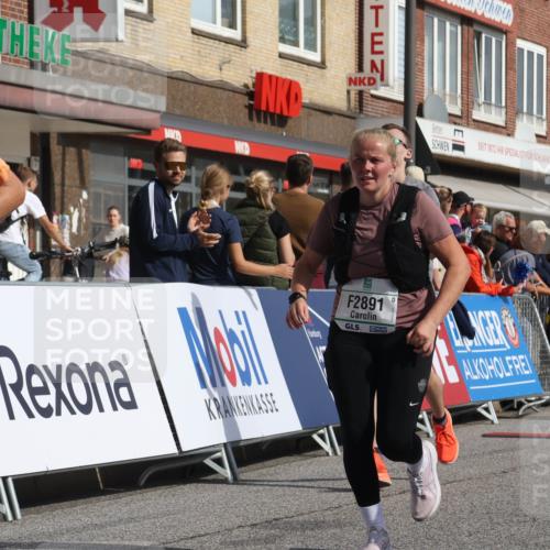 15.09.2024 - PSD Bank Halbmarathon Michael Strokosch http://msf.ph/oto/7070323 15.09.2024 12:08:46 Ziel 1664, 1699, 1786, 1912, 1949, 2088, 2240, 2621, 2796, 2891, 2908, 3200, 3554, 3559 meine-sportfotos.de