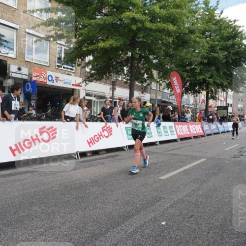 15.09.2024 - PSD Bank Halbmarathon Miley Keyser http://msf.ph/oto/7070329 15.09.2024 12:23:37 Ziel 987, 2307, 2403, 2981, 3002, 3243, 3277, 3370, 3450 meine-sportfotos.de