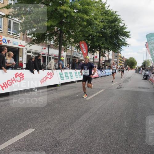15.09.2024 - PSD Bank Halbmarathon Miley Keyser http://msf.ph/oto/7070335 15.09.2024 11:23:15 Ziel 650, 663, 674, 679, 683, 881, 1022 meine-sportfotos.de
