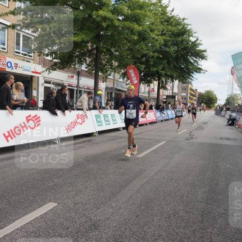 15.09.2024 - PSD Bank Halbmarathon Miley Keyser http://msf.ph/oto/7070340 15.09.2024 11:23:15 Ziel 650, 663, 674, 679, 683, 881, 1022 meine-sportfotos.de