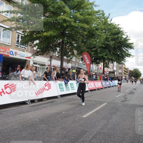 15.09.2024 - PSD Bank Halbmarathon Miley Keyser http://msf.ph/oto/7070356 15.09.2024 12:23:41 Ziel 987, 2403, 2981, 3002, 3277, 3450 meine-sportfotos.de