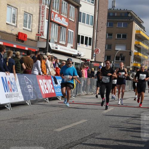 15.09.2024 - PSD Bank Halbmarathon Michael Strokosch http://msf.ph/oto/7070359 15.09.2024 12:08:50 Ziel 1664, 1699, 1786, 1912, 1949, 2088, 2240, 2621, 2796, 2891, 2908, 3060, 3200, 3559 meine-sportfotos.de