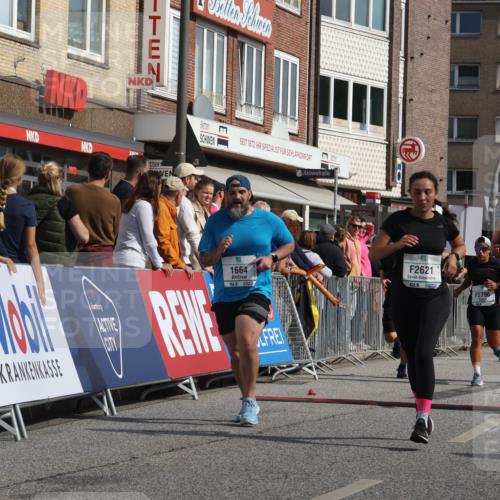 15.09.2024 - PSD Bank Halbmarathon Michael Strokosch http://msf.ph/oto/7070364 15.09.2024 12:08:50 Ziel 1664, 1699, 1786, 1912, 1949, 2088, 2240, 2621, 2796, 2891, 2908, 3060, 3200, 3559 meine-sportfotos.de